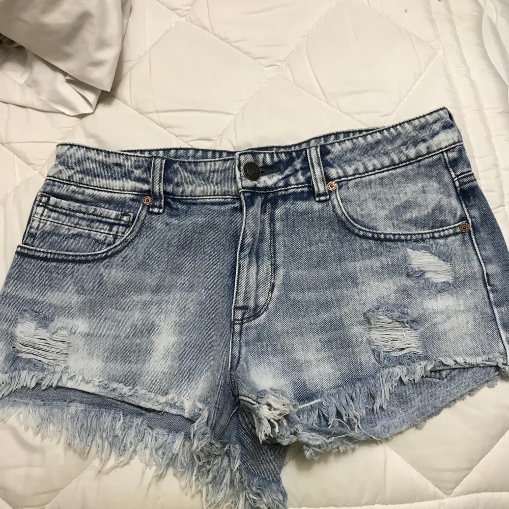 Kendal and Kyle jean shorts NEVER WORN